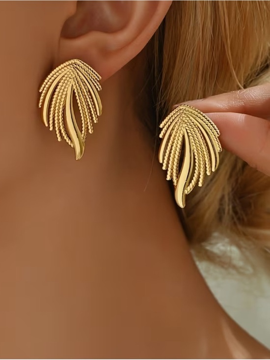 Big Jewelry Co Jewelry - Textured Gold Leaf Stud Earrings for Women